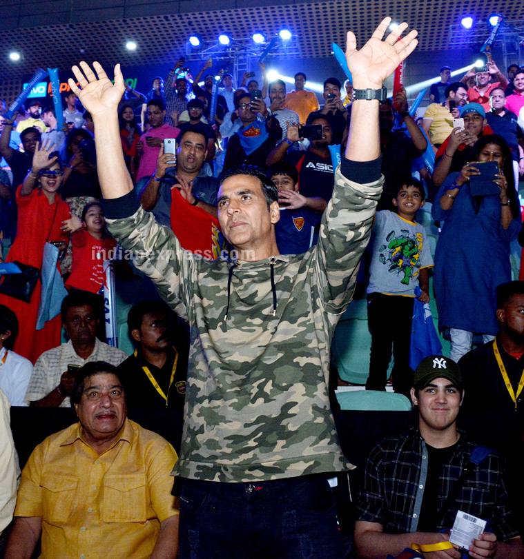 akshay kumar, aarav kumar, akshay kumar son, akshay kumar aarav, aarav kumar photos, akshay kumar son photos