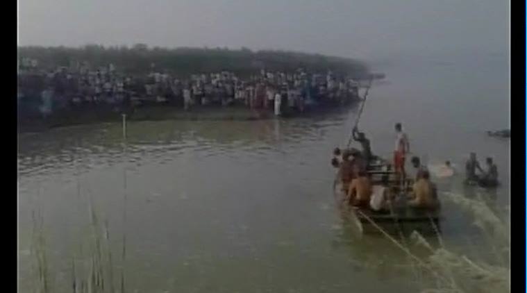 Baghpat, Yamuna, Baghpat boat capsize, Uttar PRadesh boat capsize, yamuna river, uttar Pradesh news, india news
