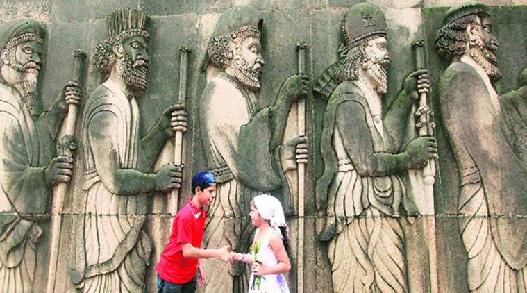 parsi, parsi population, parsi community, parsis in india