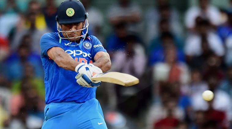 MS Dhoni, Dhoni 100 half-centuries, Dhoni ODI record, India vs Australia