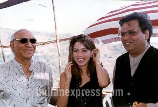 On Yash Chopra's 85th birth anniversary, here are some unseen pictures of the iconic filmmaker