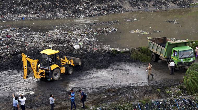 Ghazipur landfill collapse, Delhi LG garbage collapse, Anil Baijal, Delhi garbage, Ghazipur landfill, India news, Indian Express