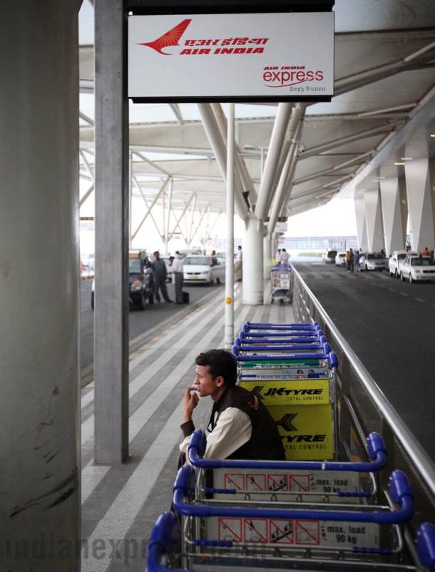 delhi airport, delhi IGI airport, delhi indira gandhi international airport, delhi airport renovation, delhi airport terminal 2, delhi news