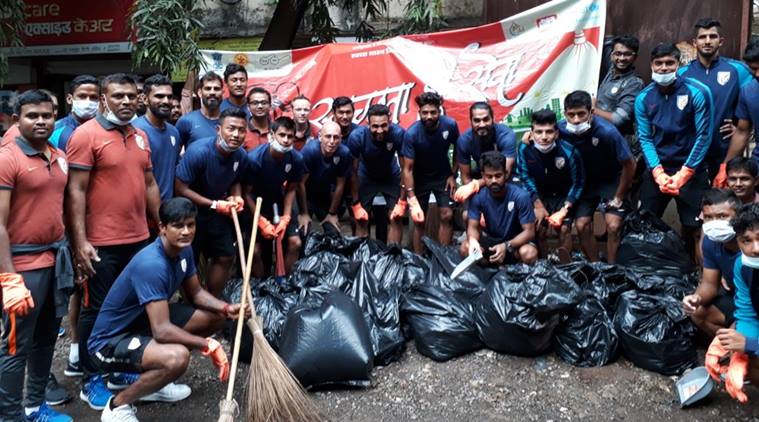 narendra modi, indian footballers, Stephen Constantine, Swachhata Hi Seva, india football, indian football cleanliness drive, football, sports news, indian express