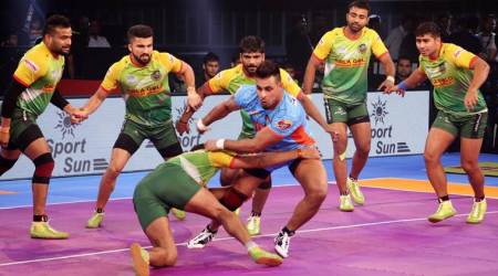 Pro Kabaddi 2017: Bengal Warriors stun Patna Pirates with late comeback to win 41-38