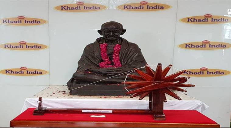 mahatma gandhi, KVIC, gandhi jayanti, Khadi and Village Industries Commission, KVIC Chairman Vinai Kumar Saxena, Gandhi Jayanti celebrations in Uganda, indian express news