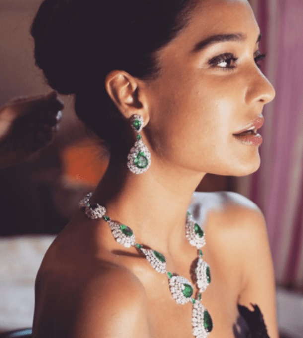 PHOTOS: Lisa Haydon is in Paris and her latest photos are simply