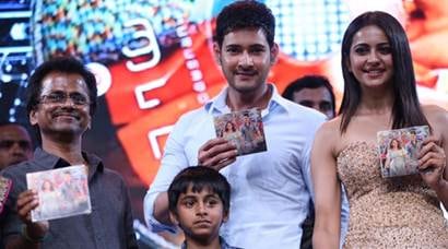 Spyder Audio Launch: Fan frenzy around Mahesh Babu leaves Rakul Preet impressed