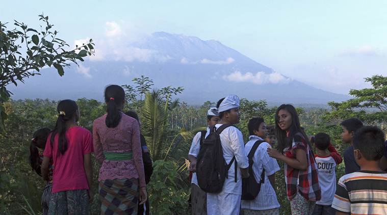 bali volcano, volcano, Mount Agung, indonesia, indonesia volcano, world news