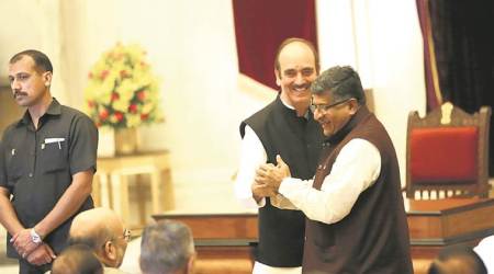 Reshuffle case of maximum govt, no governance: Opposition