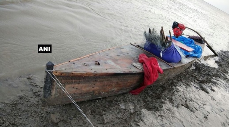 Pakistani fishermen arrested by BSF, Pakistan boats seized by BSF, Sir creek, Gujrat-Pakistan border, Pakistan border with Pakistan, India news, National news, latest news, world news 