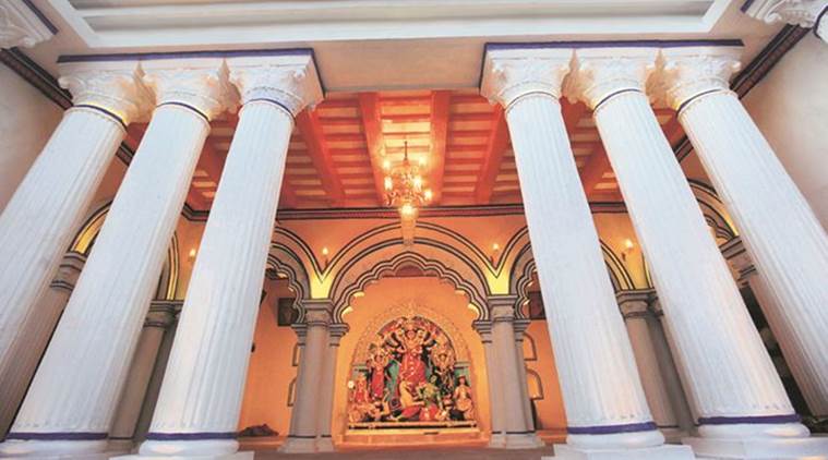  Kolkata, Durga Puja, Chakraberia Sarbojanin Durgotsav, babu culture, Chakraberia Sarbojanim Durga Puja, Indian Express