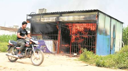Ryan school murder: Police, protesters clash after liquor vend is set on fire