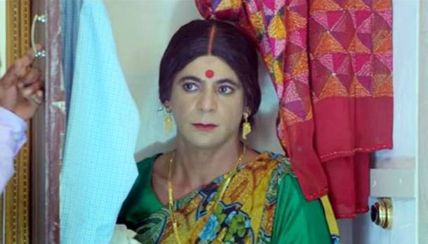 sunil grover as rinku bhabhi
