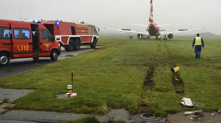 germany, passenger jet, germany passenger jet, sylt, sylt passenger jet, Air Berlin plane, German island, world news