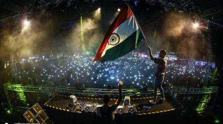From EDM to waving the Indian flag, here’s everything that happened at The Chainsmokers gig