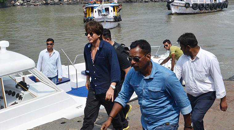 Gauri Khan, Gauri Khan birthday celebrations, Shah Rukh Khan, Shah Rukh Khan photos, abram, abram latest photos, srk gauri abram, Farah Khan