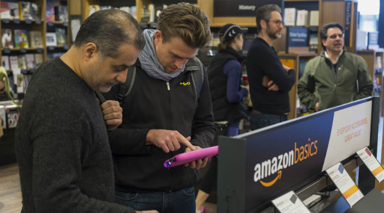 Amazon Kindle, Amazon Kindle Oasis, Amazon waterproof Kindle, Amazon Kindle Oasis price, Amazon Kindle Oasis specifications, Amazon Kindle Paperwhite Display, new Amazon Kindle