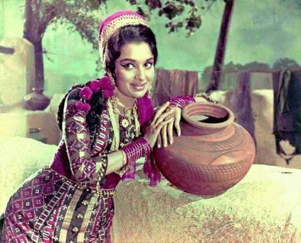 Asha Parekh, Asha Parekh birthday, Asha Parekh age, Asha Parekh rare photos, Asha Parekh old photos, young Asha Parekh