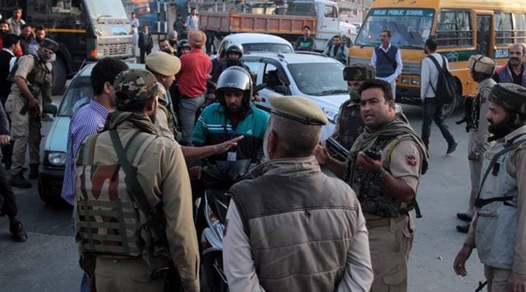 Srinagar, BSF camp attack, BSF 182 battalion, BSF camp attacked, Srinagar attack, fidayeen attack srinagar, srinagar camp attack, srinagar terrorist attack, srinagar airport attack, BSF, Border Security Forces, Terrorists attack BSF camp, Srinagar Airport, Fidayeen attack