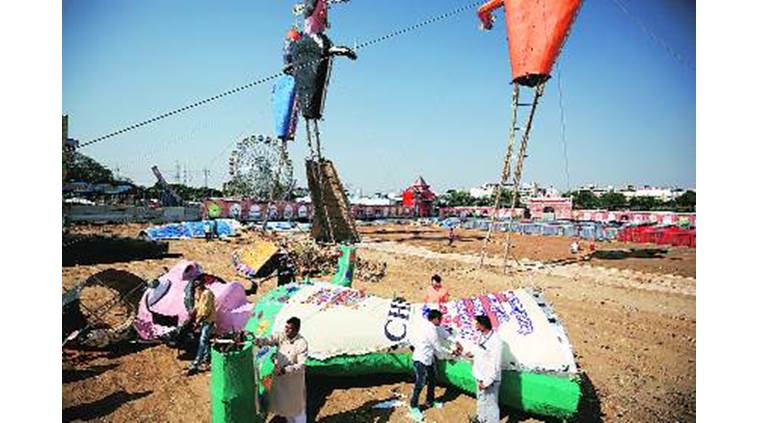 Dussehra, ravan effigy, effigy burning, dwarka