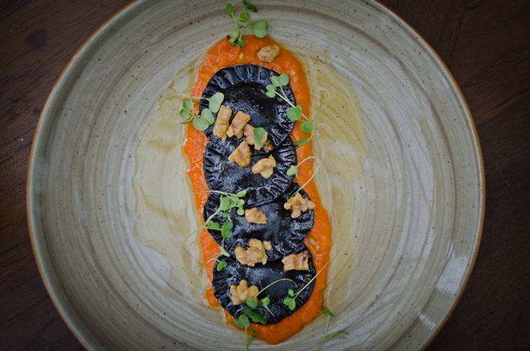 halloween, halloween food, halloween recipes, halloween pumpkin food, pumpkin recipes, halloween pumpkin recipes, pumpkin pies, halloween desserts, easy pumpkin recipes, food news, indian express