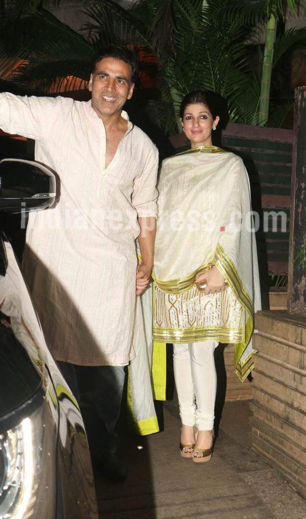 Akshay Kumar, Twinkle Khanna, Akshay Kumar Twinkle Khanna photos, Akshay Twinkle Diwali party photo