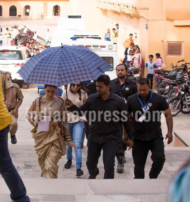 Kangana Ranaut, Manikarnika queen of Jhansi, Manikarnika queen of jhansi sets, manikarnika film, kangana ranaut images ,
