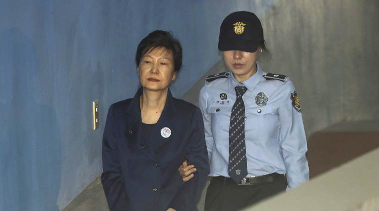 Resultado de imagem para FOTOS Park Geun-hye