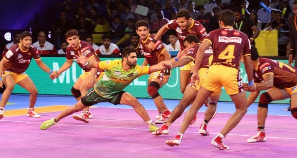 Pro Kabaddi 2017, Pro Kabaddi season 5, Gujarat Fortunegiants, Bengal Warriors, Patna Pirates, Puneri Paltan, Up Yoddha, haryana Steelers, kabaddi photos, Indian Express