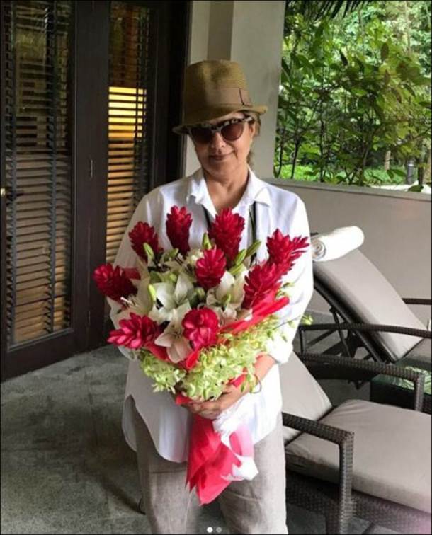 Hrithik Roshan instagram, Hrithik Roshan goa, Hrithik Roshan mother birthday, Hrithik mother image, hrithik roshan mother name, hrithik roshan photos
