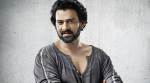 Prabhas' suave look ensures that 2018 begins on the right note for his fans, see photo