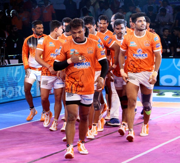Pro Kabaddi 2017, Pro Kabaddi season 5, Gujarat Fortunegiants, Bengal Warriors, Patna Pirates, Puneri Paltan, Up Yoddha, haryana Steelers, kabaddi photos, Indian Express