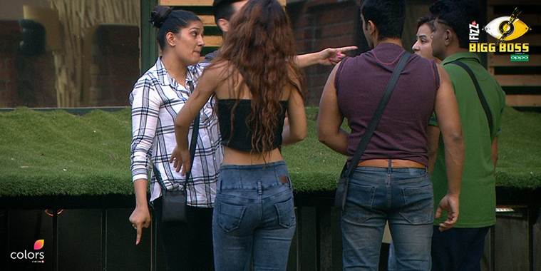 sapna arshi fight, sapna arshi priyank fight, arshi khan bigg boss, sapna choudhary bigg boss