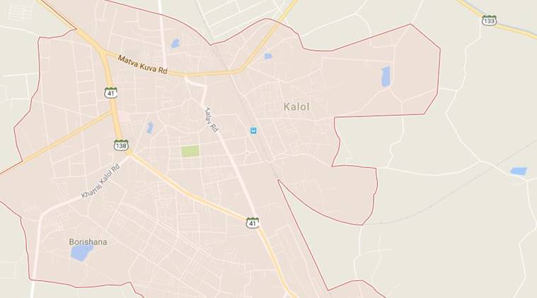dalit, gujarat, kalol, dalit beaten up