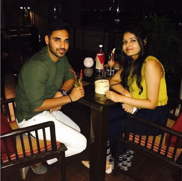 Bhuvneshwar Kumar and wife nupur nagar