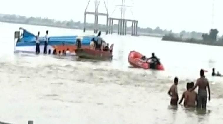 vijaywada boat capsize, Krishna river boat capsize, Andhra Pradesh boat capsize, andhra news, india news, latest news