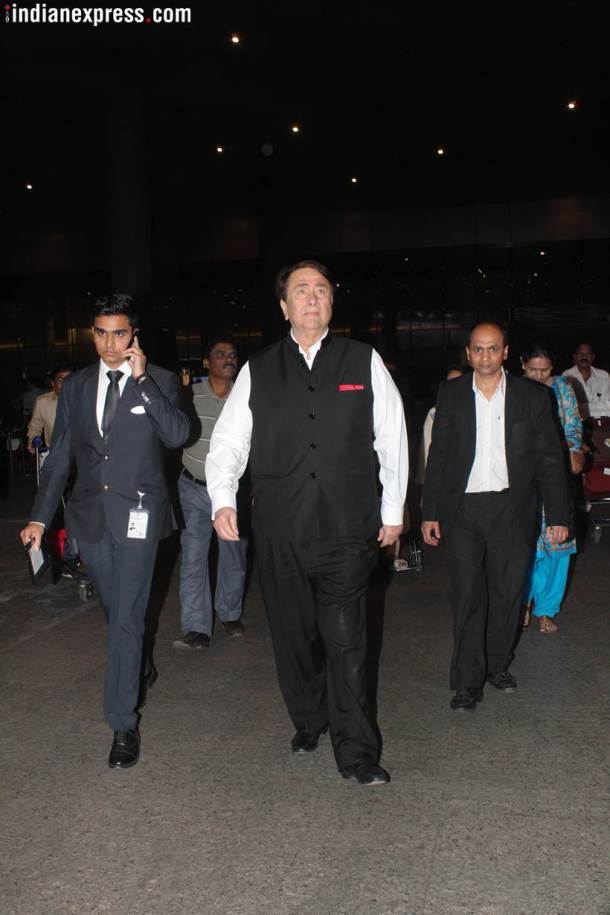 randhir kapoor, randhir kapoor airport, randhir kapoor photos, randhir kapoor recent photos, randhir kapoor pics