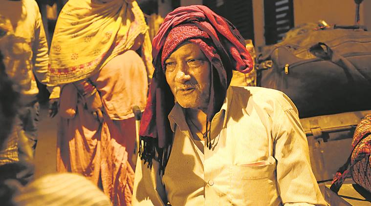 Kathputli colony, delhi slum demolition, kathputli colony demolition, kathputli colony residents,  kathputli jhuggi demolition, dda, delhi news, latest news, indian express