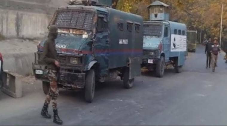 Pulwama, Pulwama militant attack, Militants, police team, Jammu and Kashmir, Pulwama, DIG, india news, Indian express