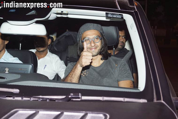 deepika padukone, padmavati, ranveer singh, deepika padukone padmavati party, ranveer deepika, siddharth malhotra, alia bhatt, sara ali khan, jhanvi kapoor, gauri khan, karan johar, kriti sanon, ishaan khattar, ranveer singh film