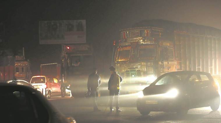 uttar pradesh, fog, smog, fog related accident, up roadways, visibility, indian express