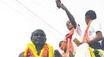 Trainee cops run with saffron scarves, EC sees no poll violation