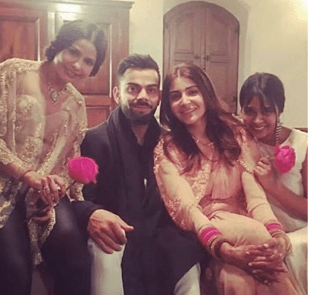 Anushka Sharma, Virat Kohli new photos