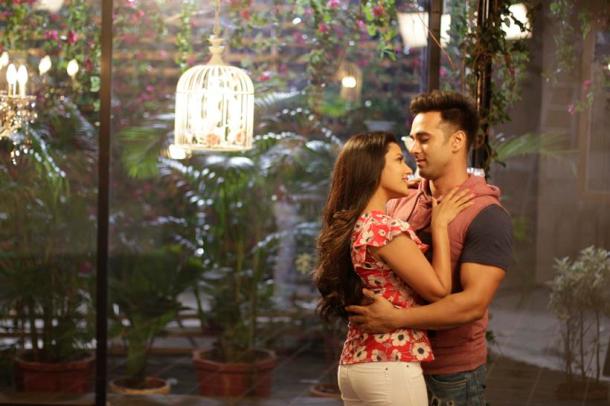 fukrey returns stars pulkit samrat, ali fazal, richa chaddha