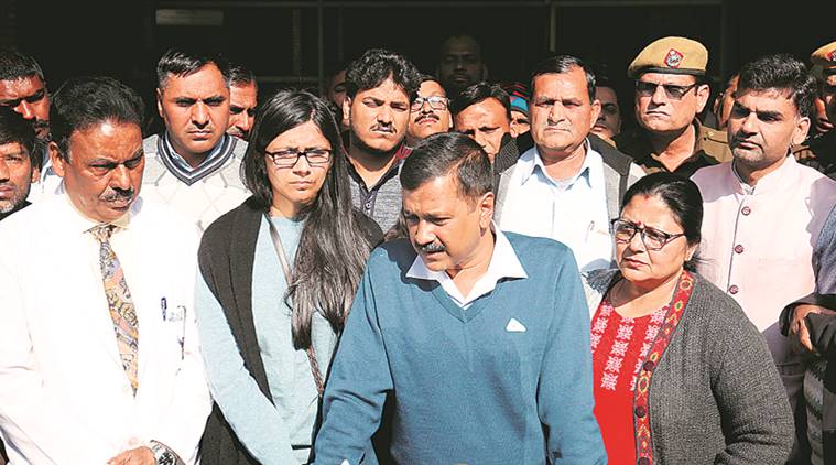 CM meets assaulted social worker, 6 held