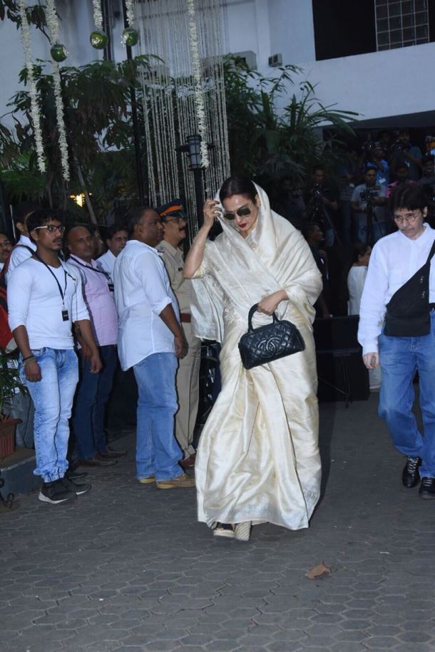 rekha shashi kapoor prayer meet