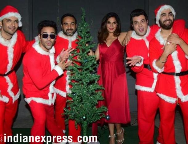richa chadha with fukrey team