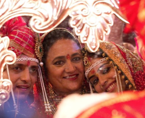 Riteish Deshmukh birthday family photos family photos