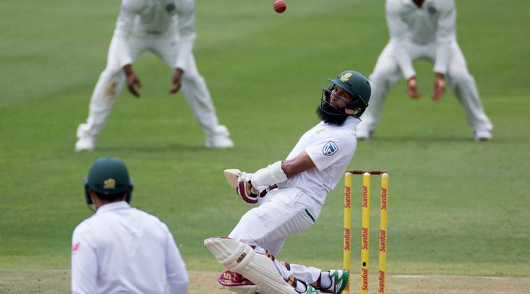 India vs South Africa 3rd Test, Day 2: Hashim Amla shuffles, India reshuffle